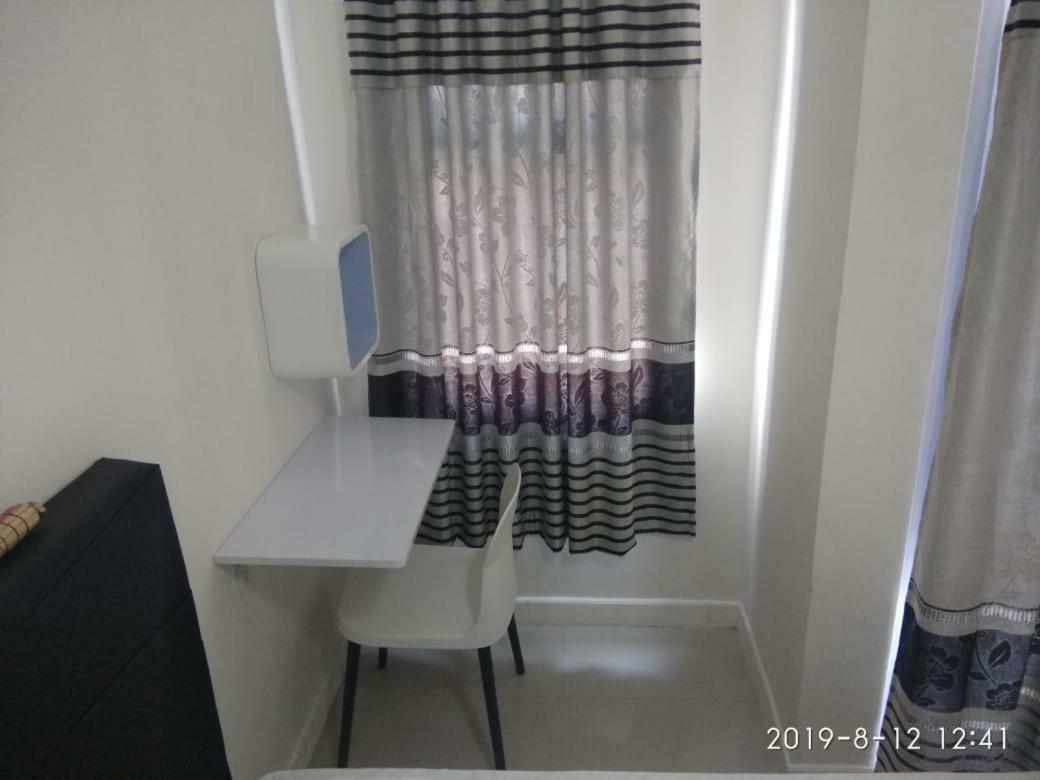 Vida View Apartement, Tower Asthon Unit 20 P Макасар Экстерьер фото
